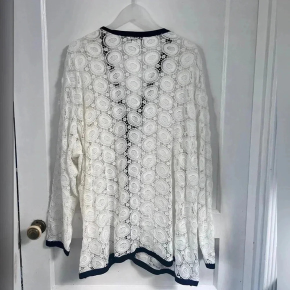 Misook Exclusively White Crochet Lace Long Sleeve Jewel Button Sweater 3X - Picture 2 of 3